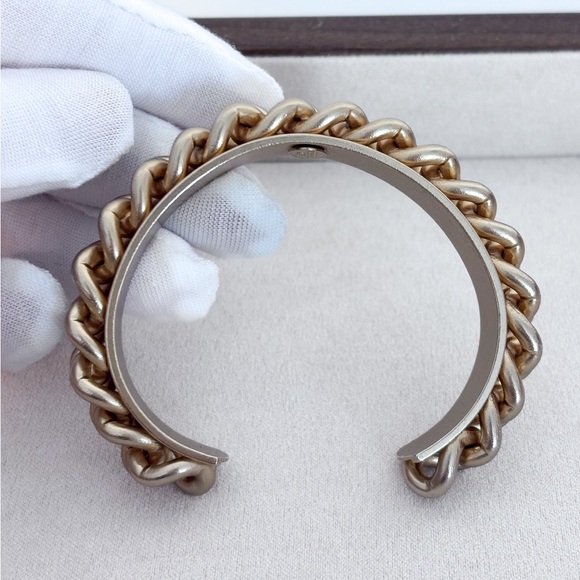 Elizabeth Cole Gold-Tone Chain Link Cuff Chunky Bracelet - Picture 4 of 9